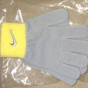 Nike kids knit set gloves